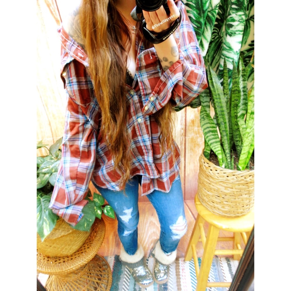 Vintage Levi’s oversized plaid boyfriend flannel 🍂 - Picture 2 of 6